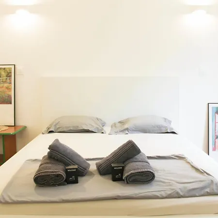 Charming Bright In The Heart Of Appartamento